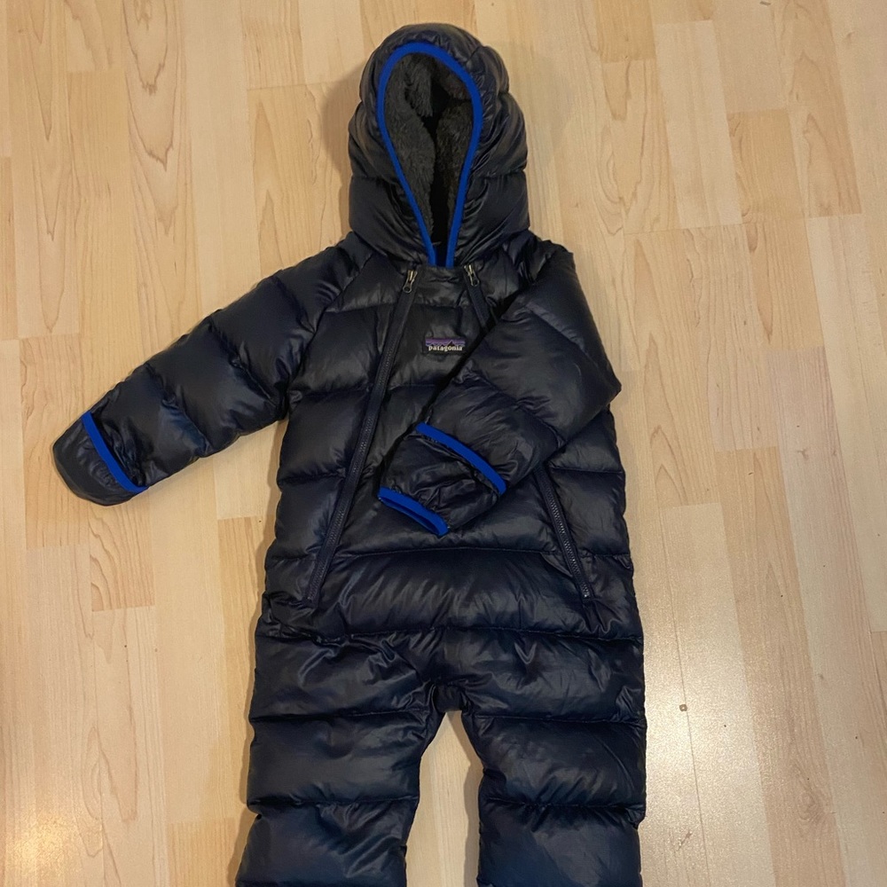 Patagonia Infant Hi-Loft Down Sweater Bunting